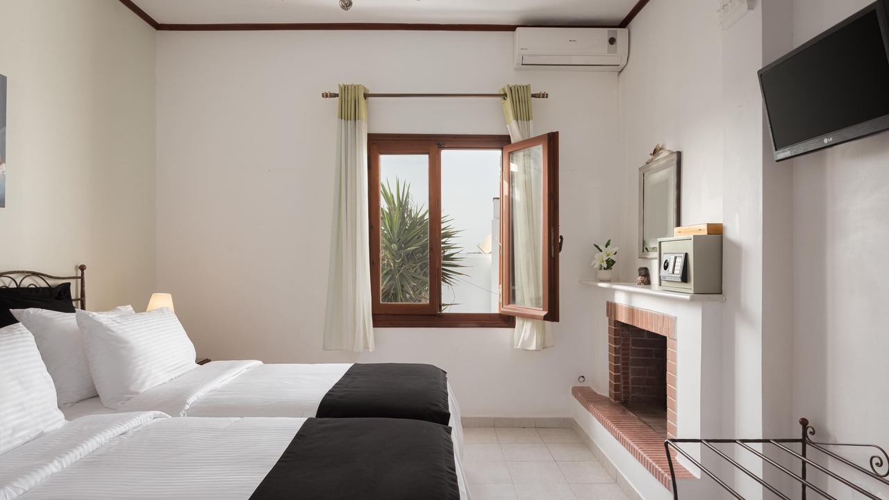 Photo of Bedroom in Naousa