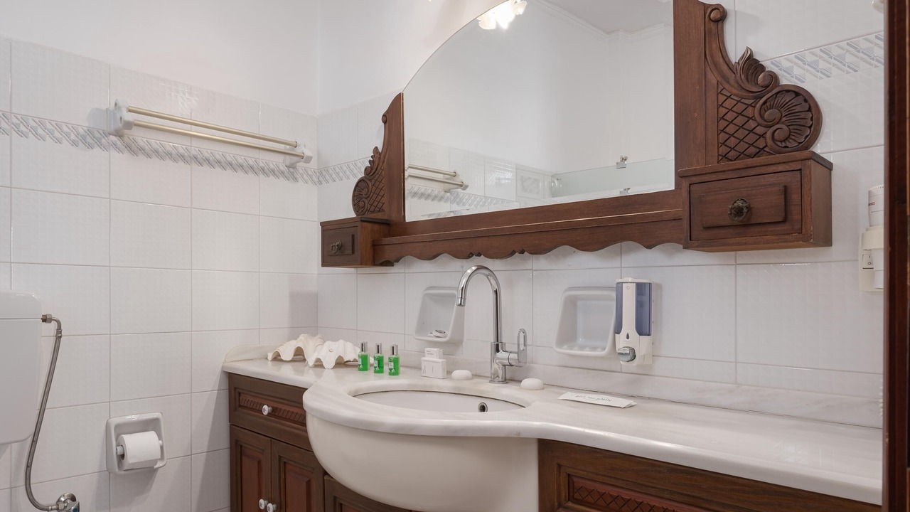 Photo of Bathroom in Naousa
