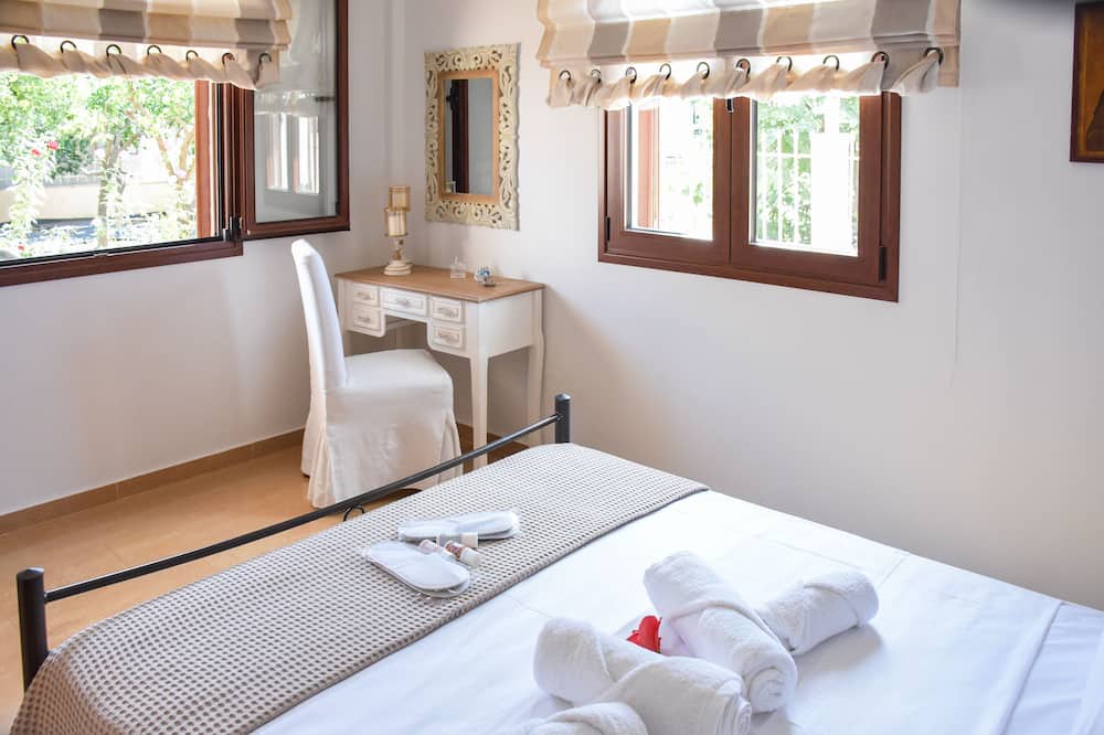 Photo of Bedroom in Gastouni