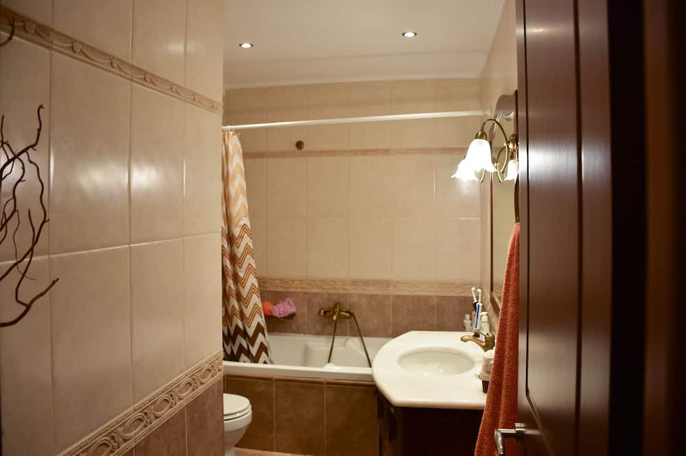 Photo of Bathroom in Gastouni