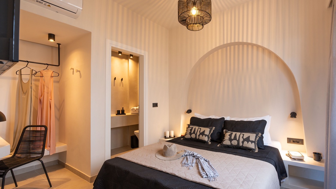 Photo of Bedroom in Santorini