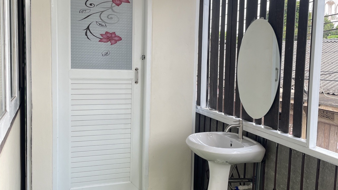 Photo of Bathroom in Trang