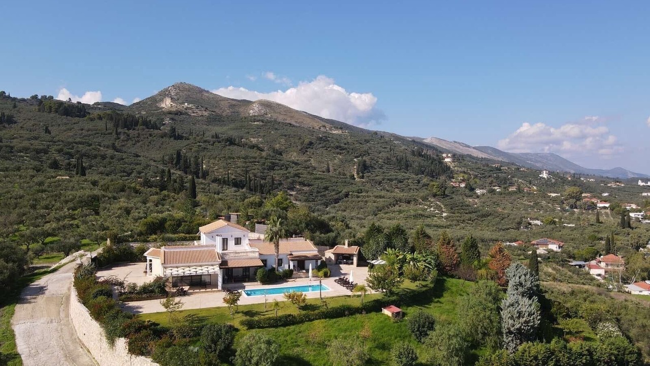 Photo of Outdoor in Romirion