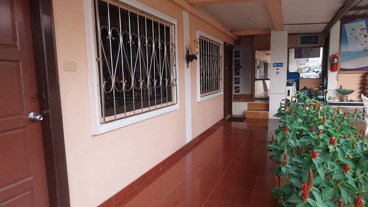 Photo of Bedroom in Na Kluea