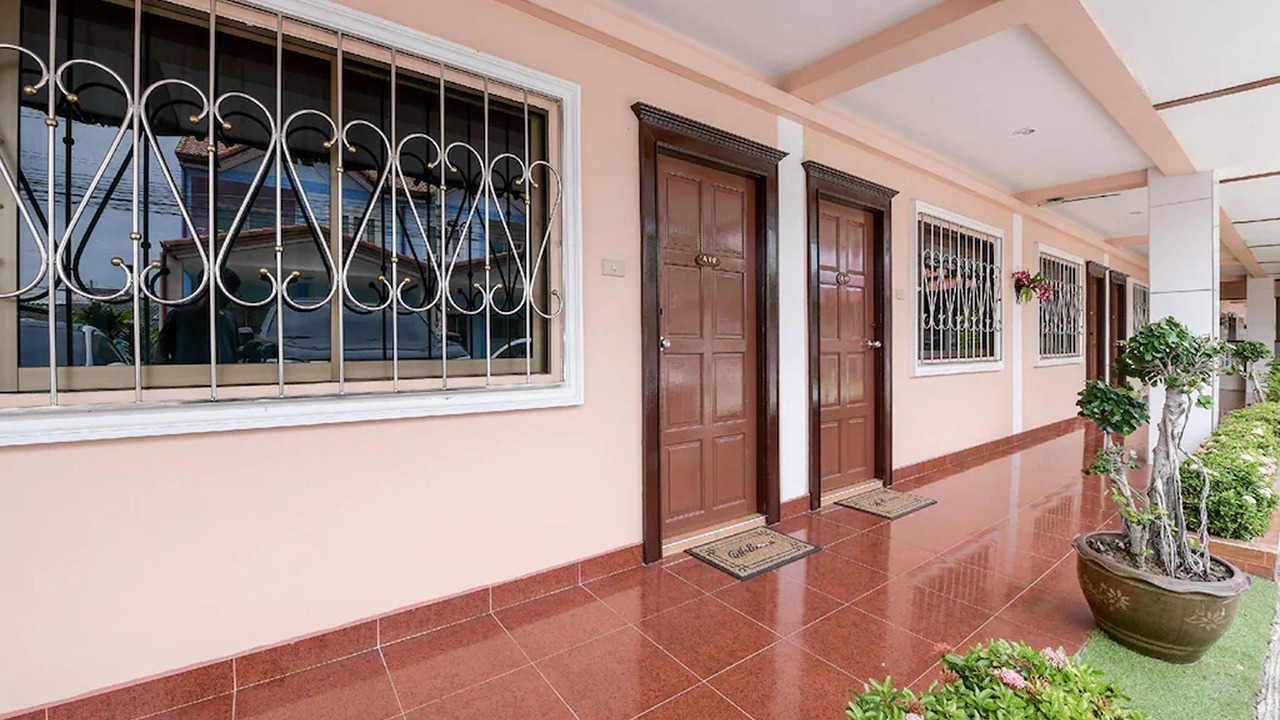 Photo of Patio Balcony in Na Kluea
