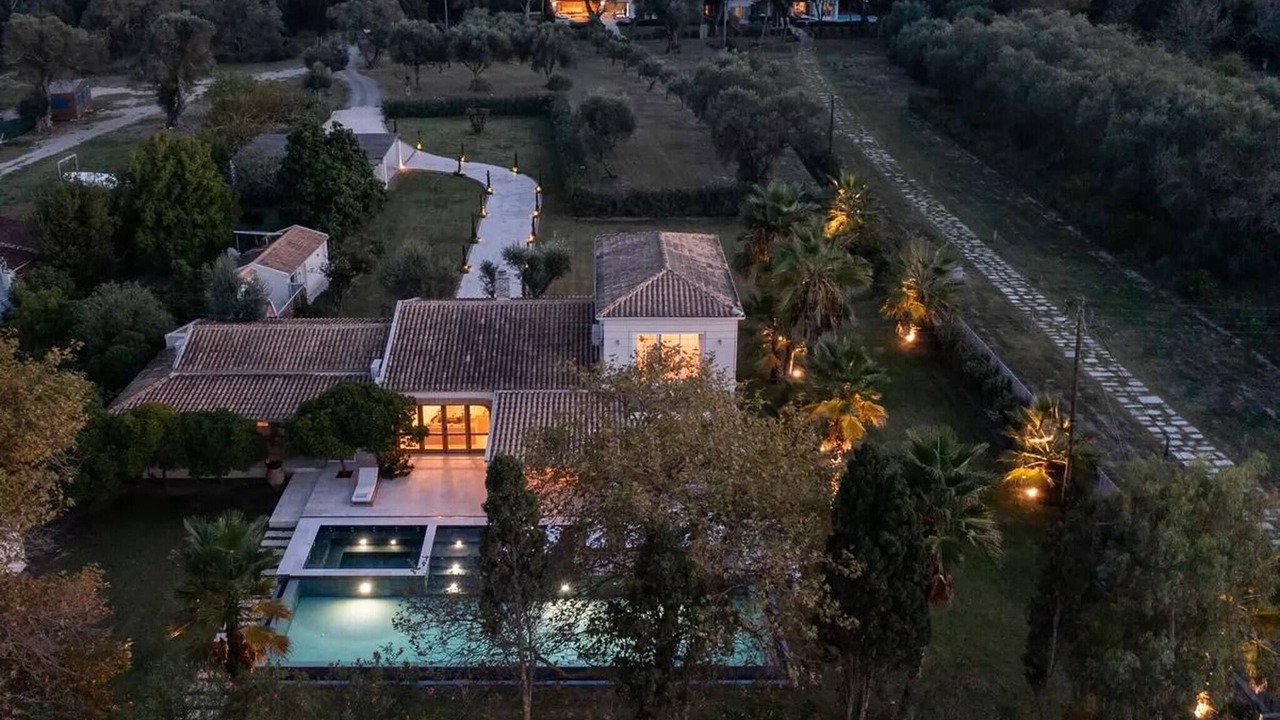 Photo of Outdoor in Molos