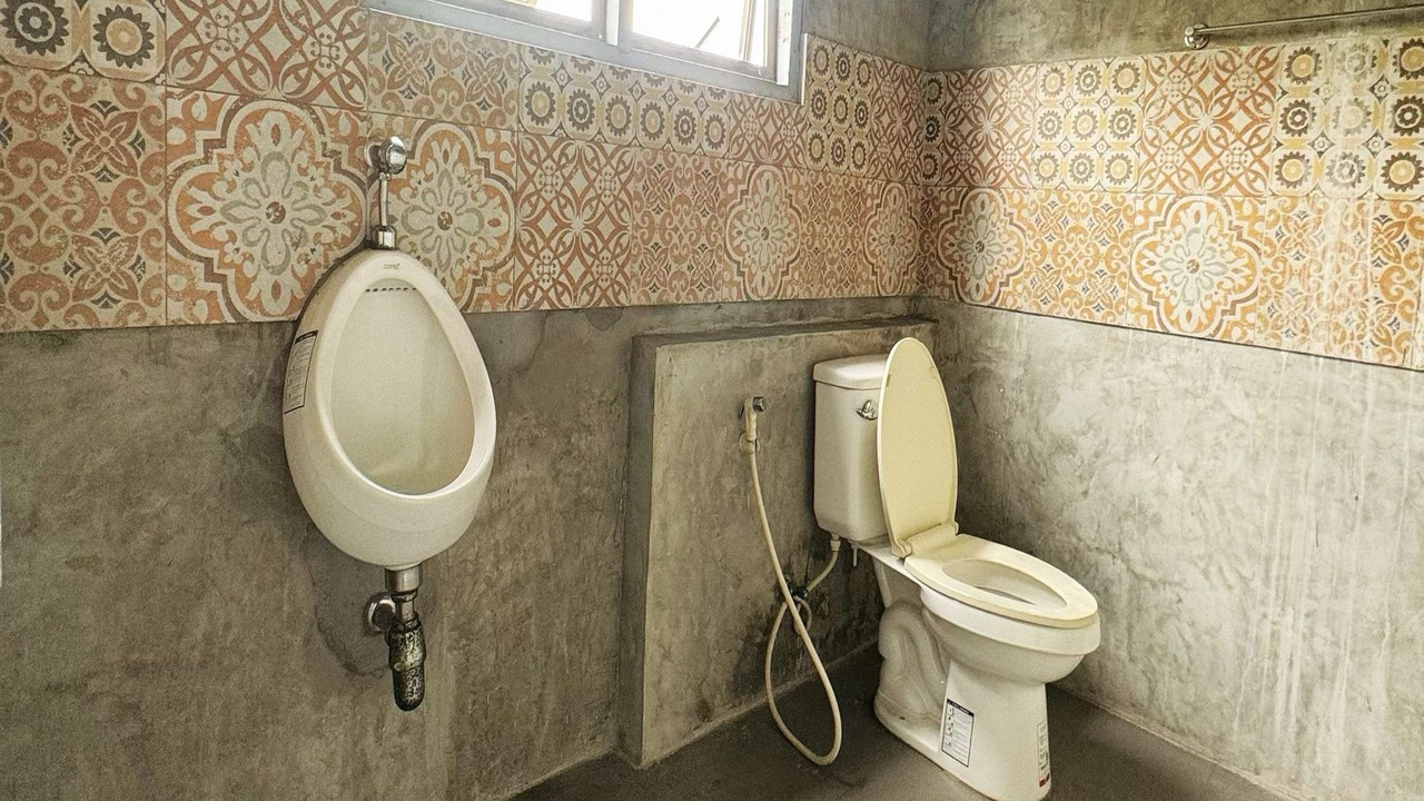 Photo of Bathroom in Huai Khwang