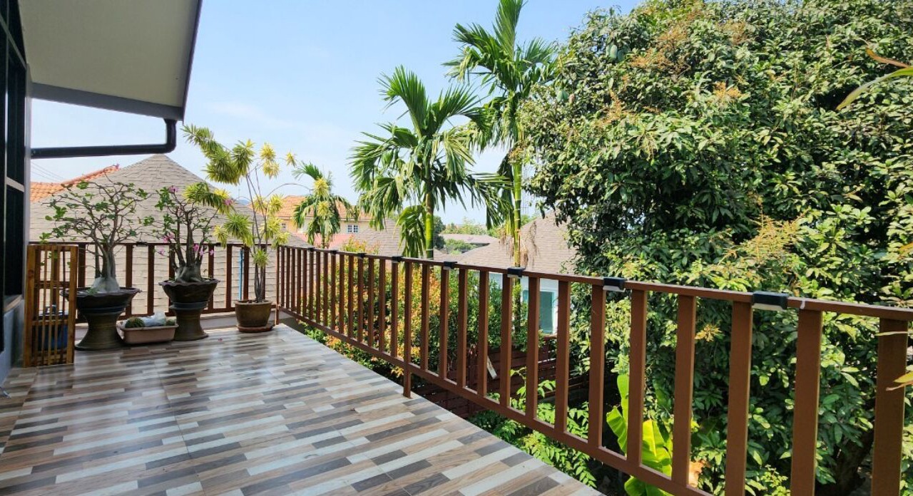 Photo of Patio Balcony in Bang Sare