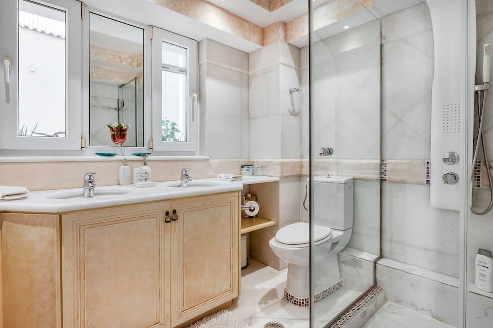 Photo of Bathroom in Palaio Faliro