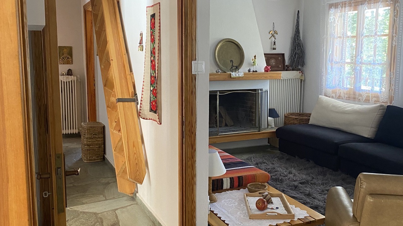 Photo of Livingroom in Elati