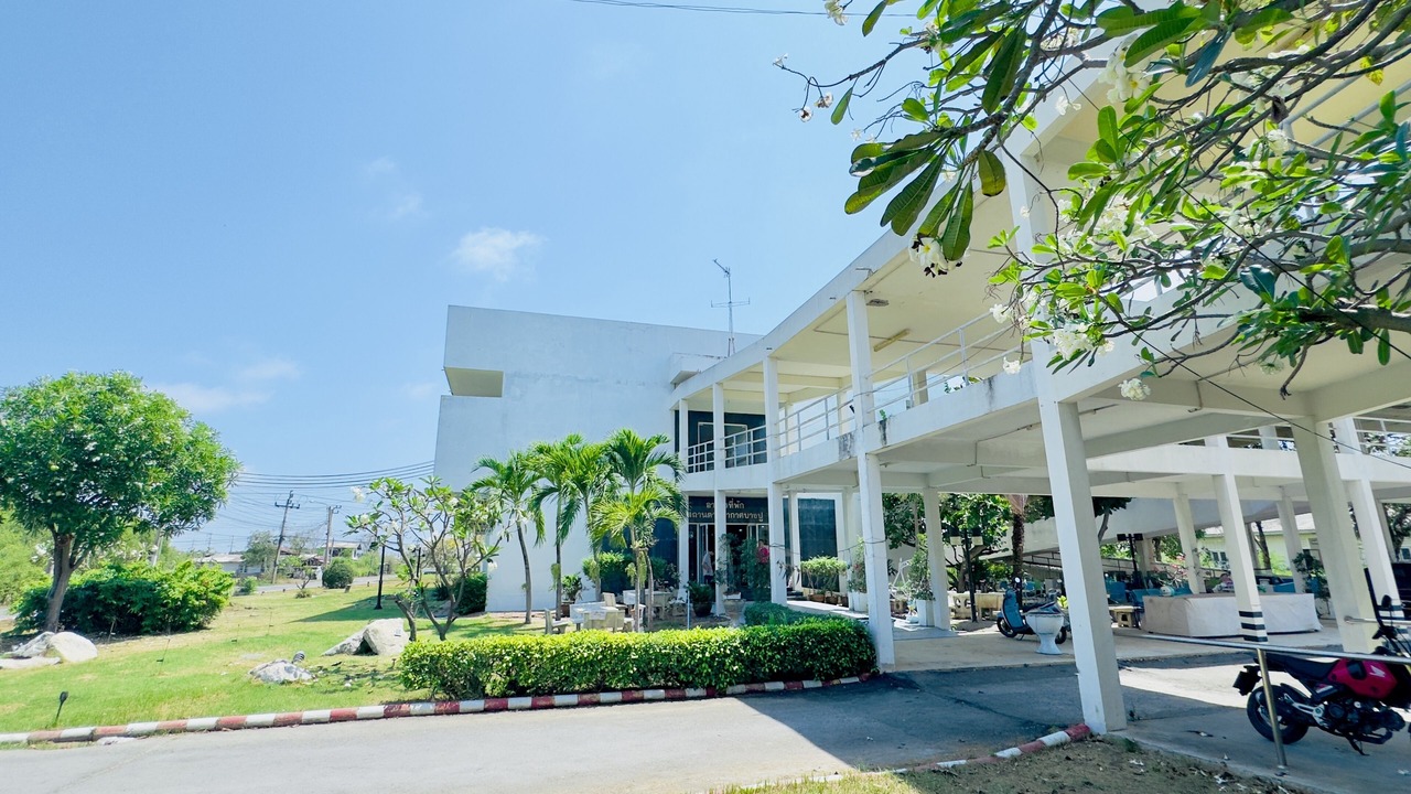 Photo of Outdoor in Mueang Samut Prakan District