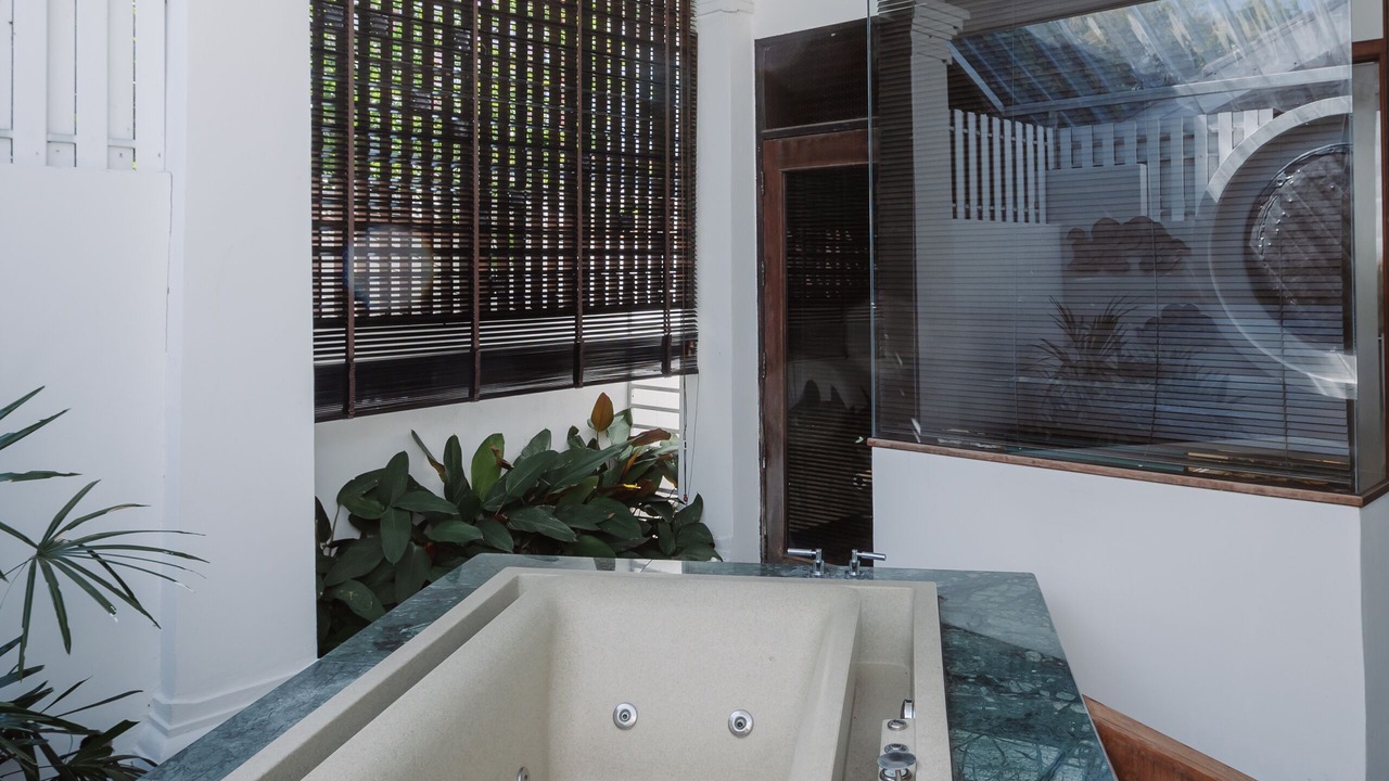 Photo of Bathroom in Tha Sala