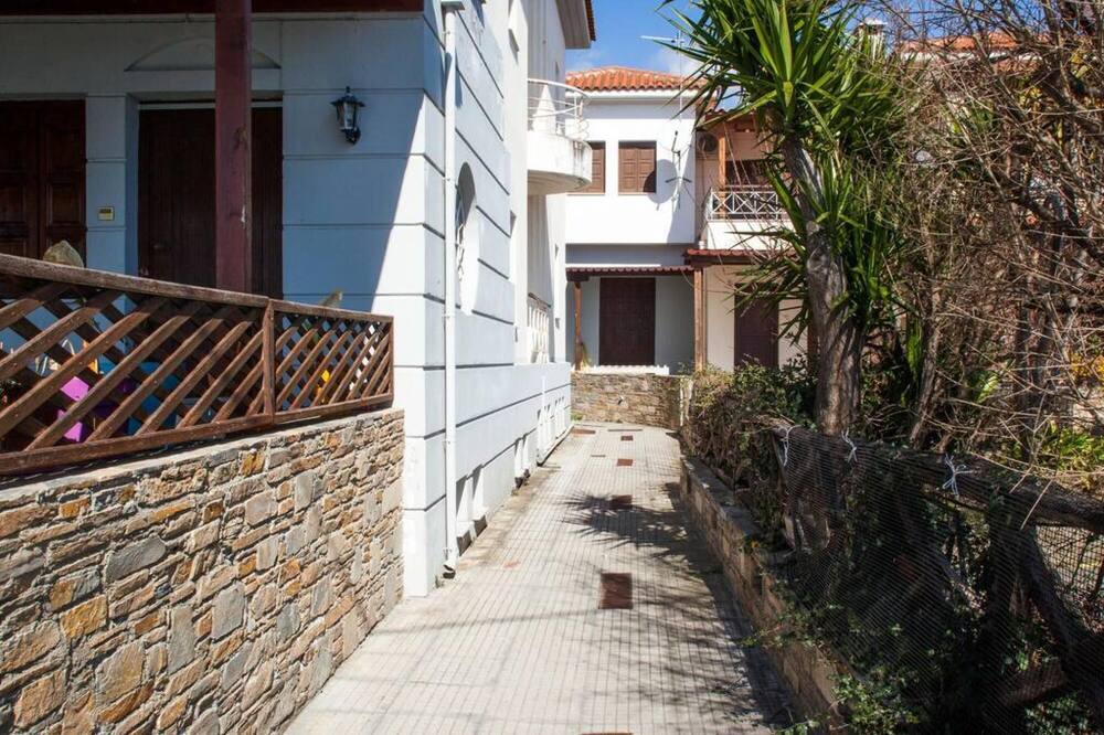 Photo of Outdoor in Ano Lechonia