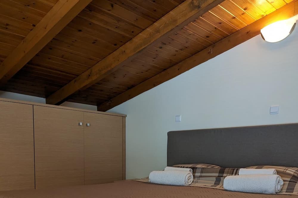 Photo of Bedroom in Kamena Vourla