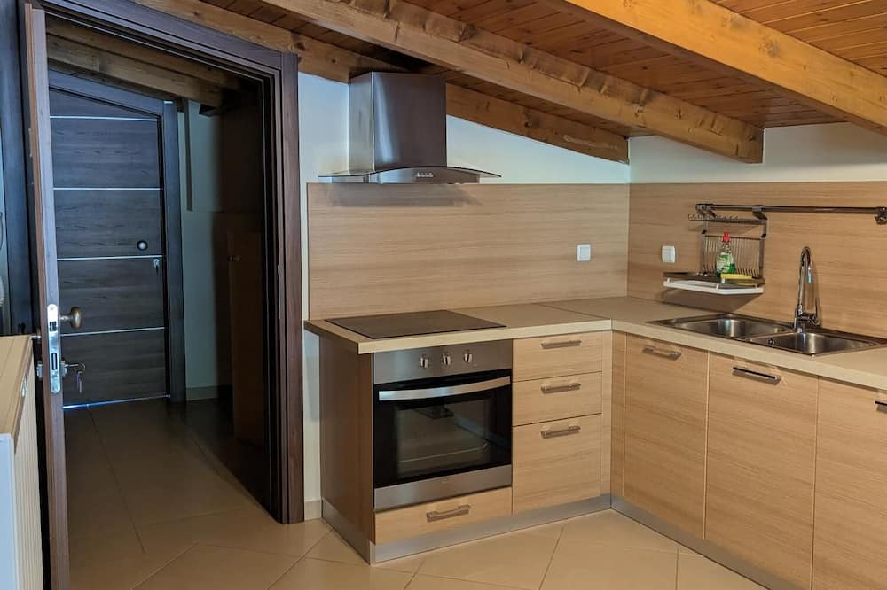 Photo of Kitchen in Kamena Vourla