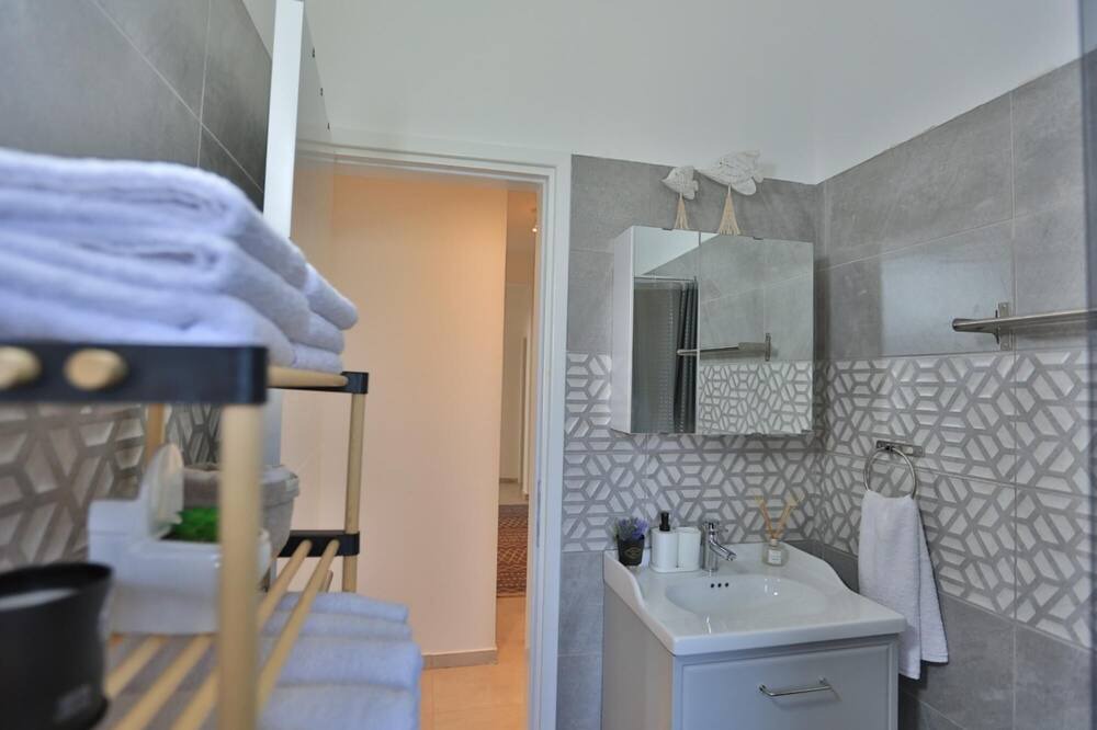 Photo of Bathroom in Kyrenia District