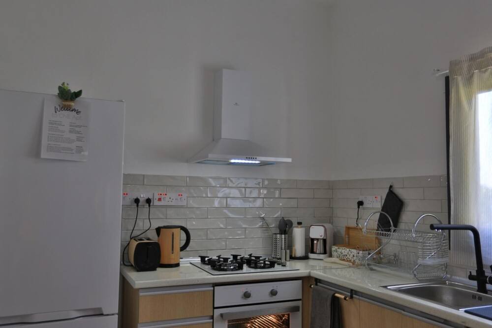Photo of Kitchen in Kyrenia District
