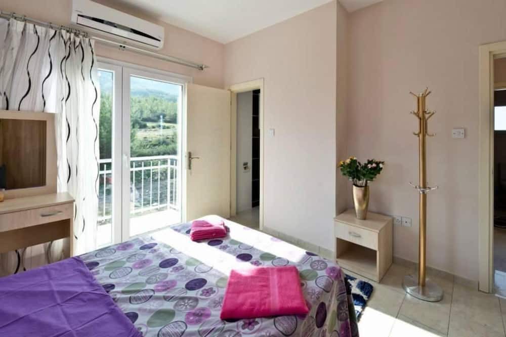 Photo of Bedroom in Kyrenia