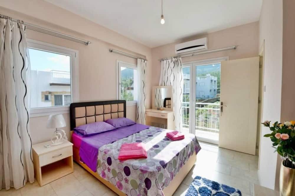Photo of Bedroom in Kyrenia