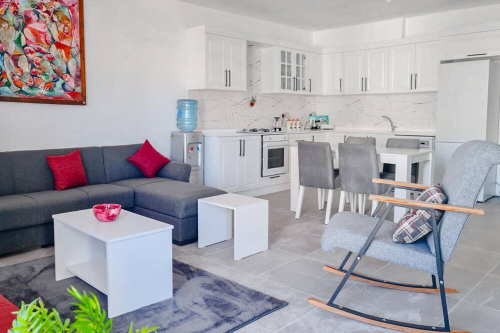Photo of Livingroom in Kyrenia