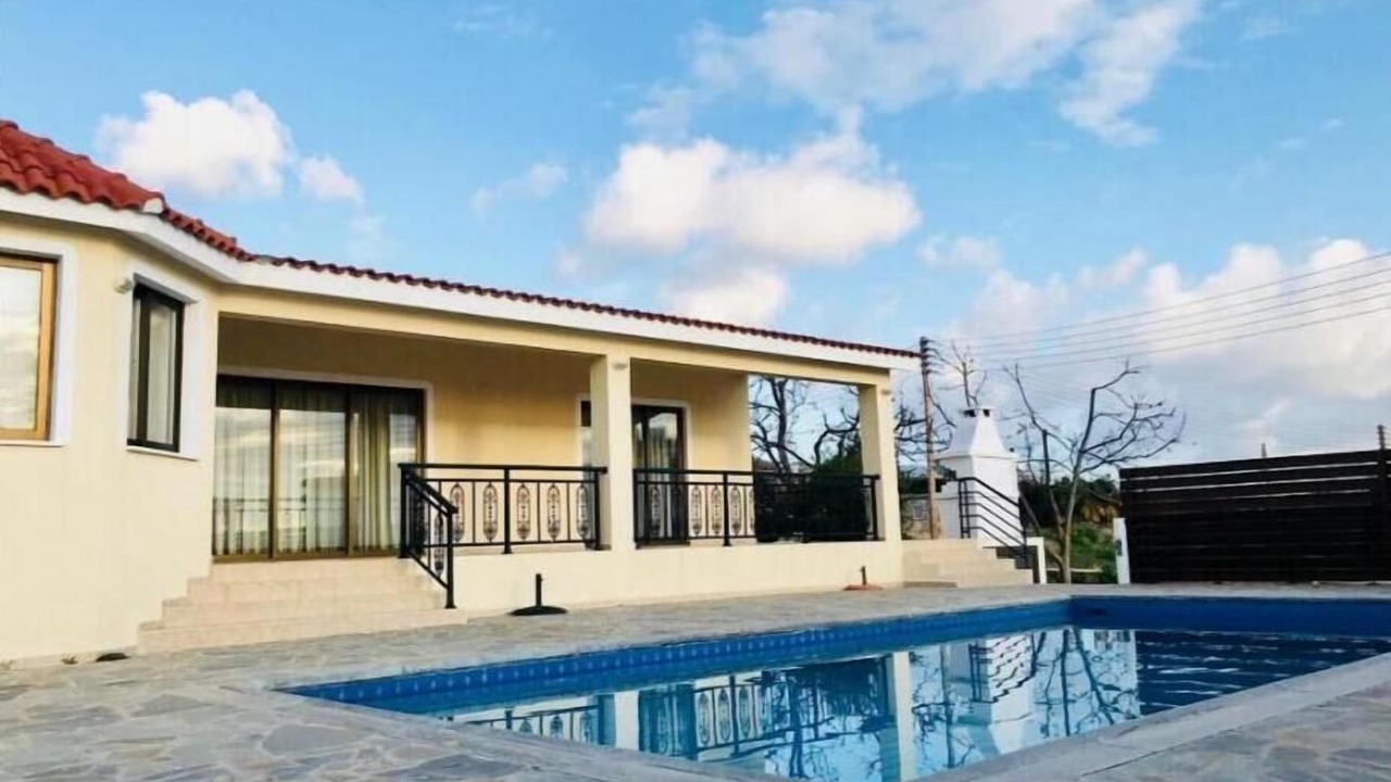 Photo of Outdoor in Pegeia