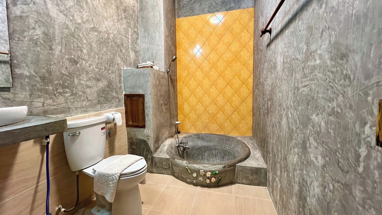 Photo of Bathroom in Pa Daet