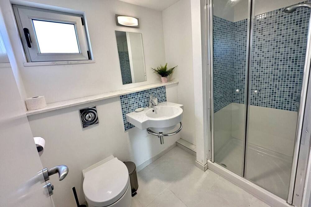 Photo of Bathroom in Aradippou