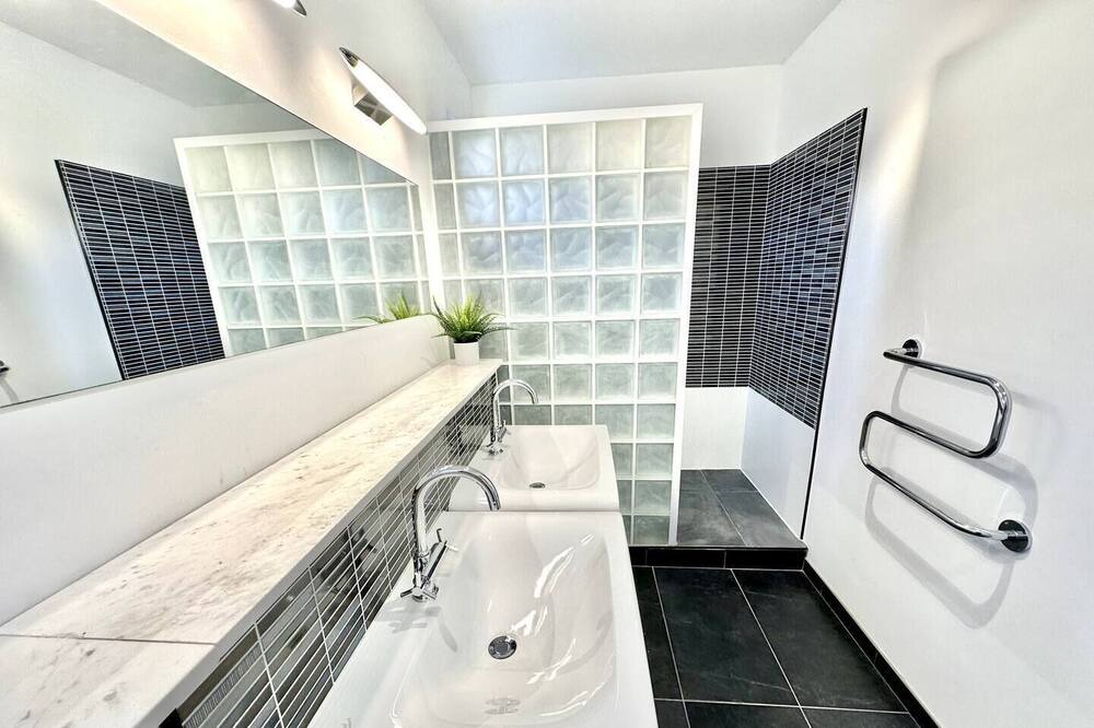 Photo of Bathroom in Aradippou