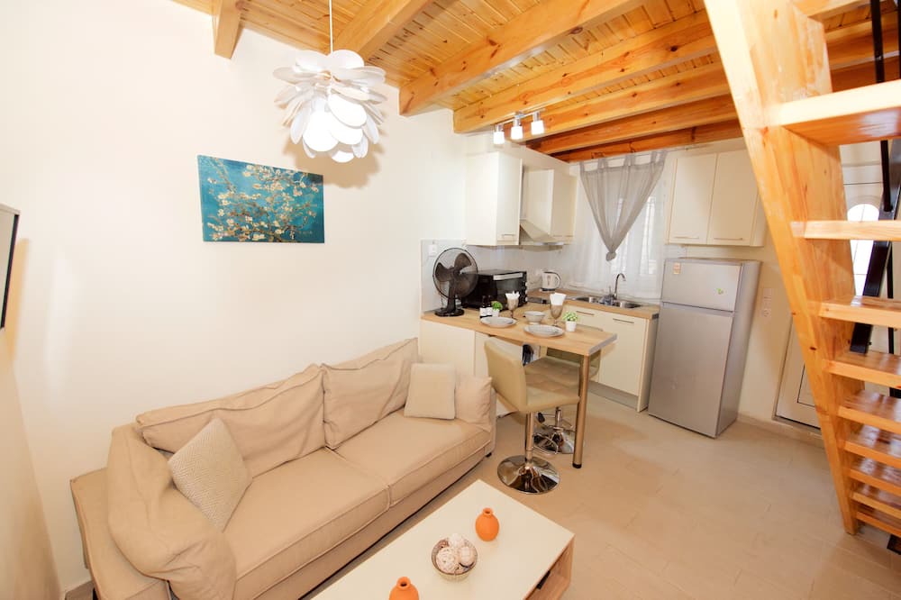 Photo of Livingroom in Argyrades