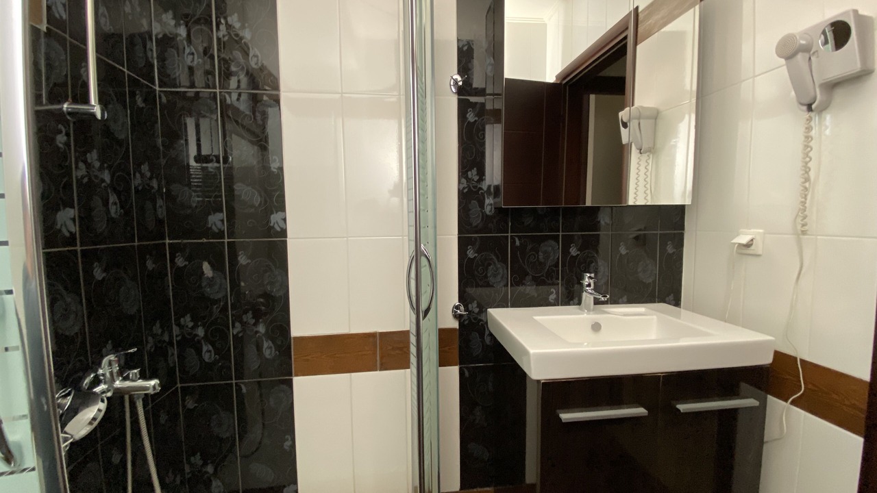 Photo of Bathroom in Elati