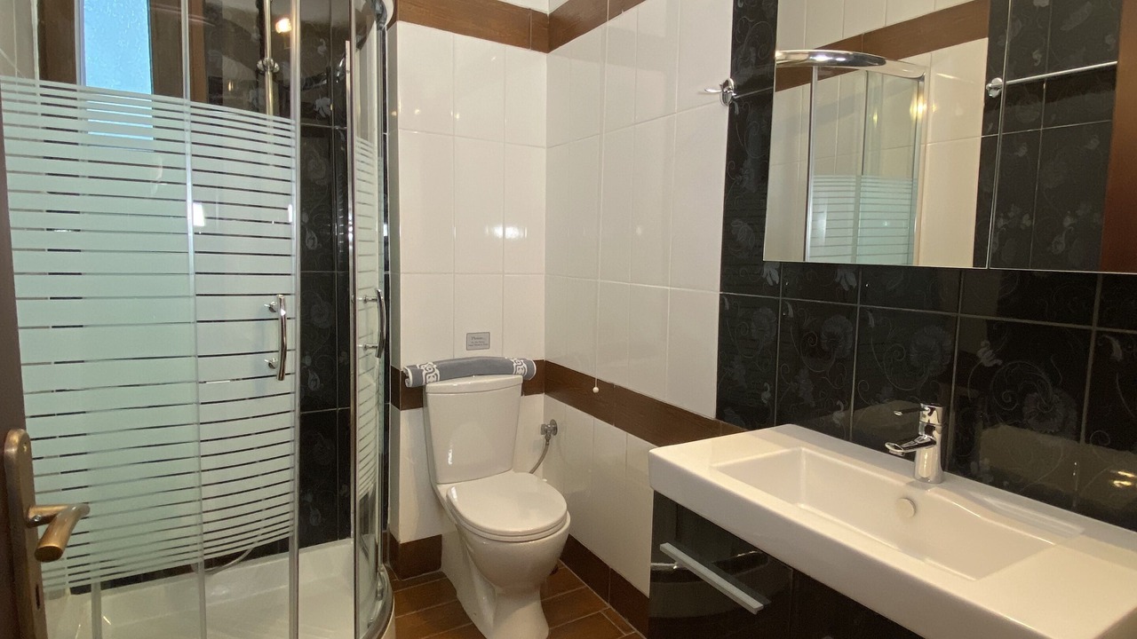 Photo of Bathroom in Elati
