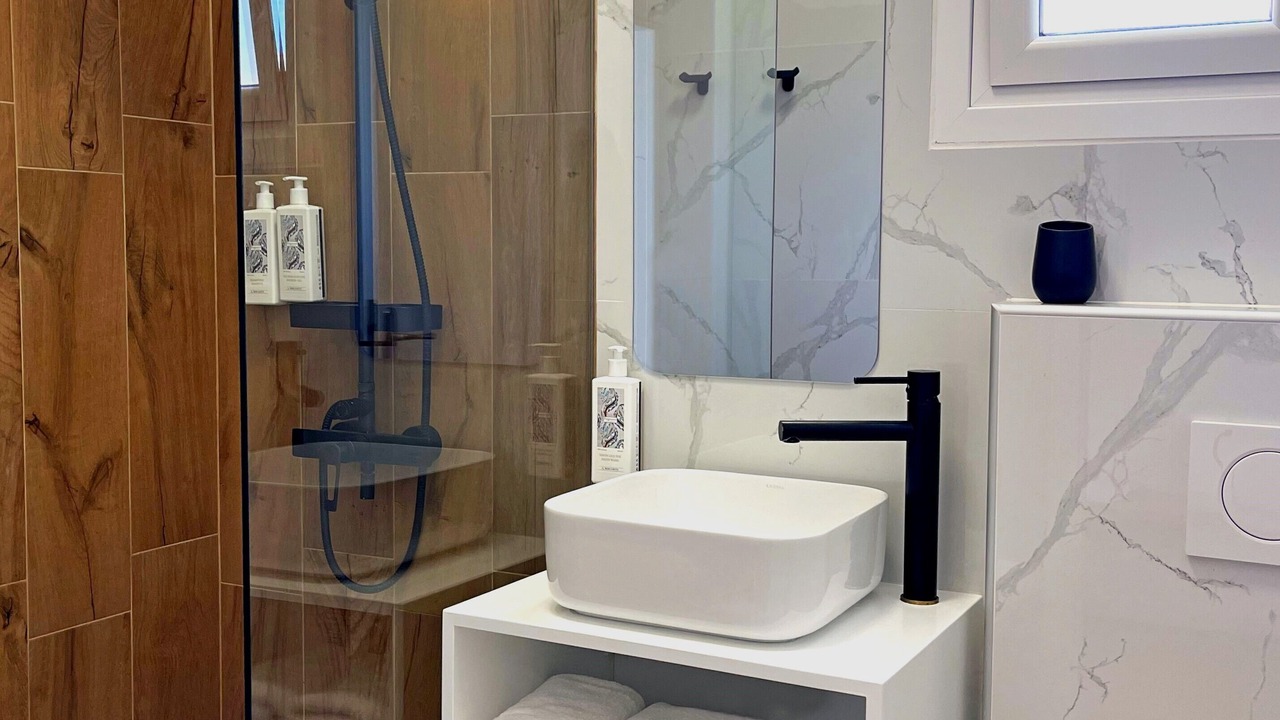Photo of Bathroom in Naousa