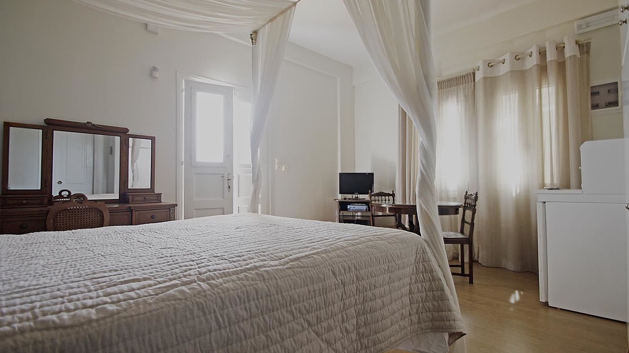 Photo of Bedroom in Megas Gialos