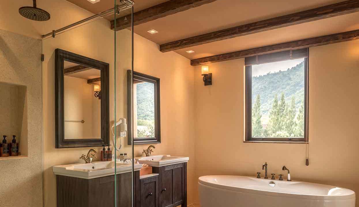 Photo of Bathroom in Pong Ta Long