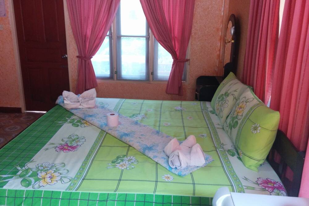 Photo of Bedroom in Haad Rin