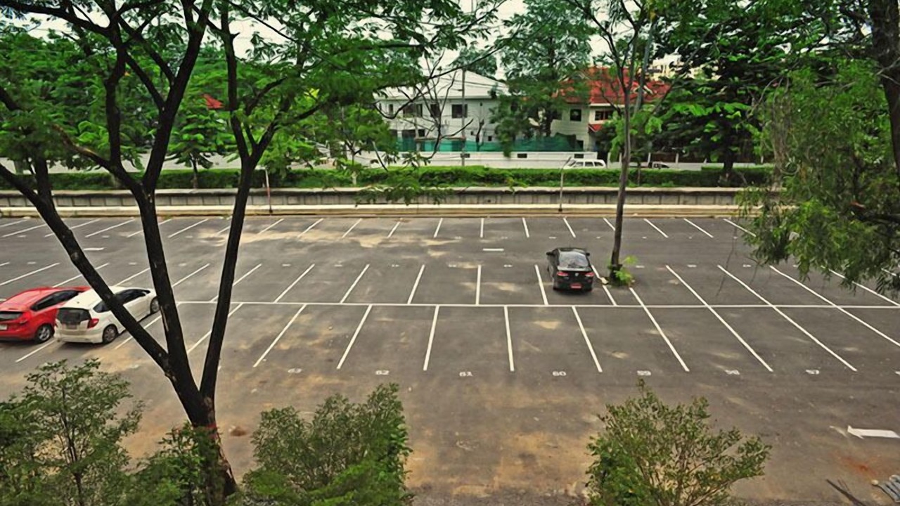 Photo of Others in Phlabphla