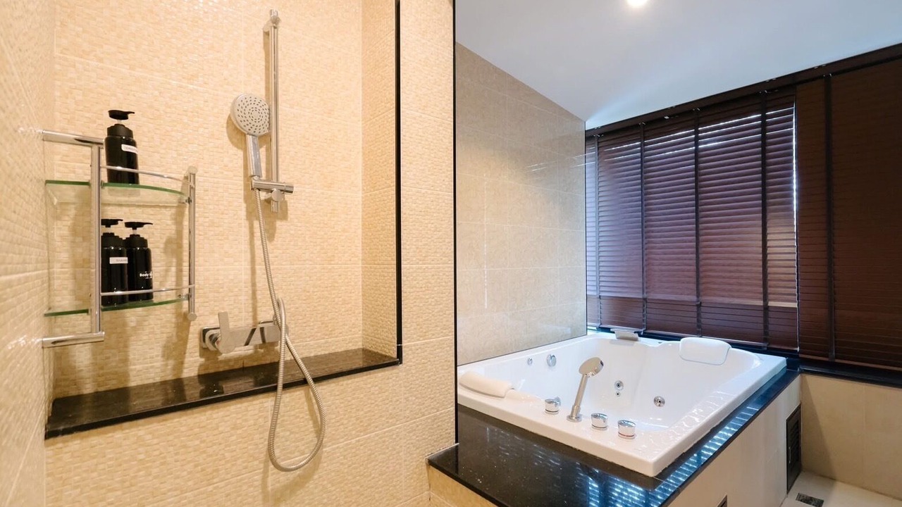 Photo of Bathroom in Hin Lek Fai