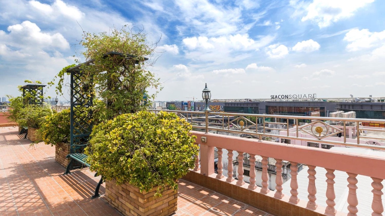 Photo of Patio Balcony in Nong Bon