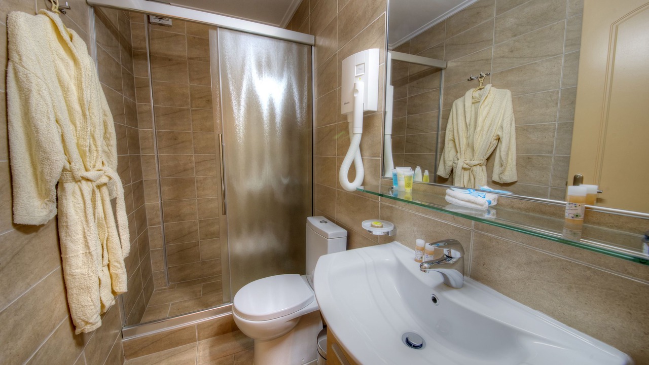 Photo of Bathroom in Pineios