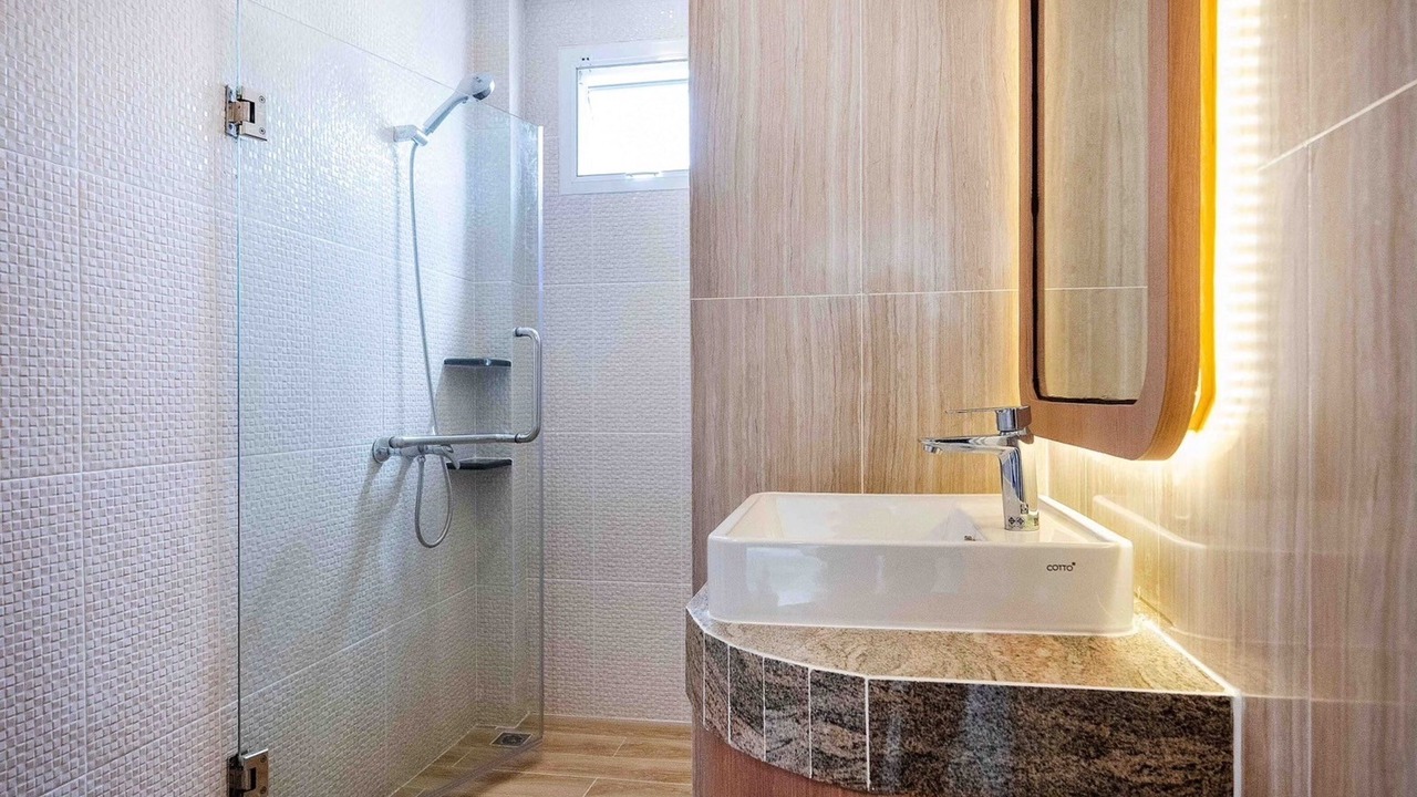 Photo of Bathroom in Samut Songkhram