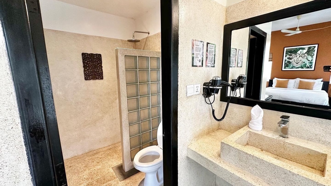 Photo of Bathroom in Wat Bo Area
