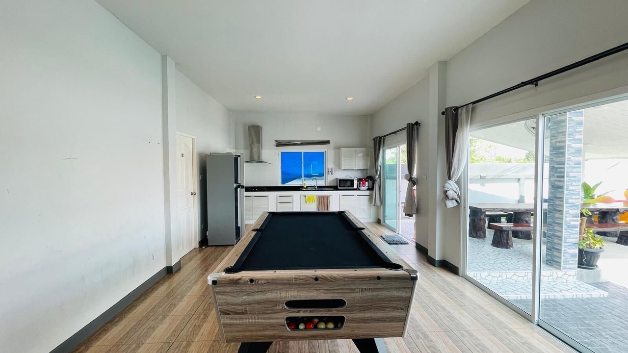 Photo of Outdoor in Pong