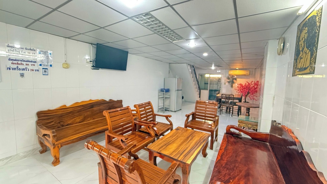 Photo of Others in Saen Suk
