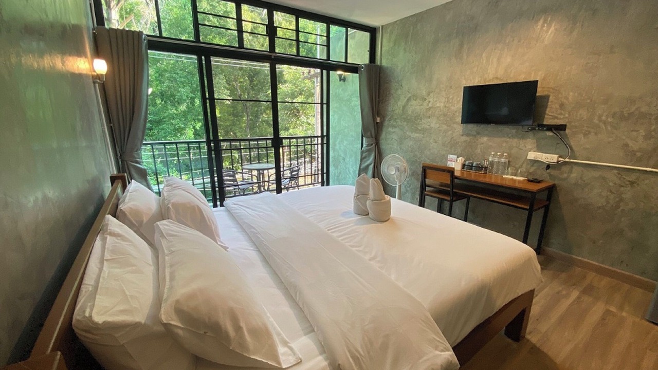 Photo of Bedroom in Mae On