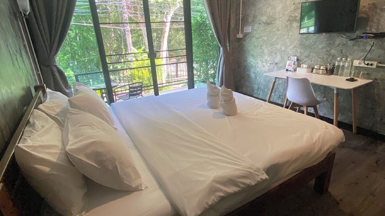 Photo of Bedroom in Mae On
