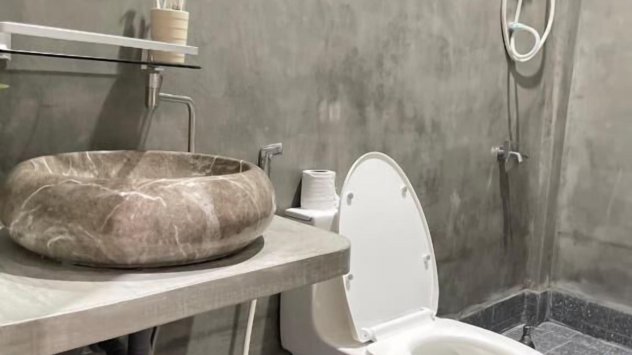 Photo of Bathroom in Svay Pao