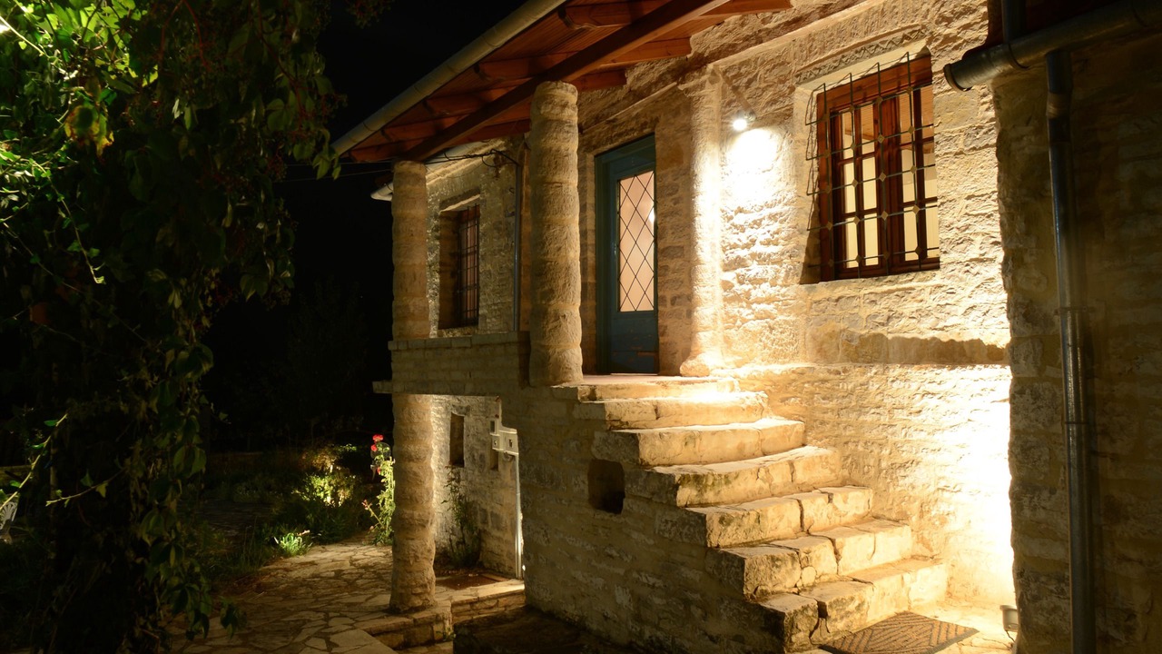 Photo of Outdoor in Kalentzion