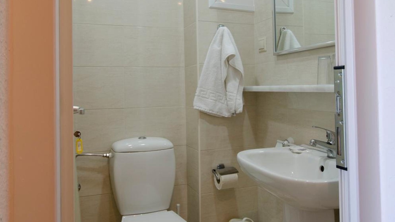 Photo of Bathroom in Tingaki
