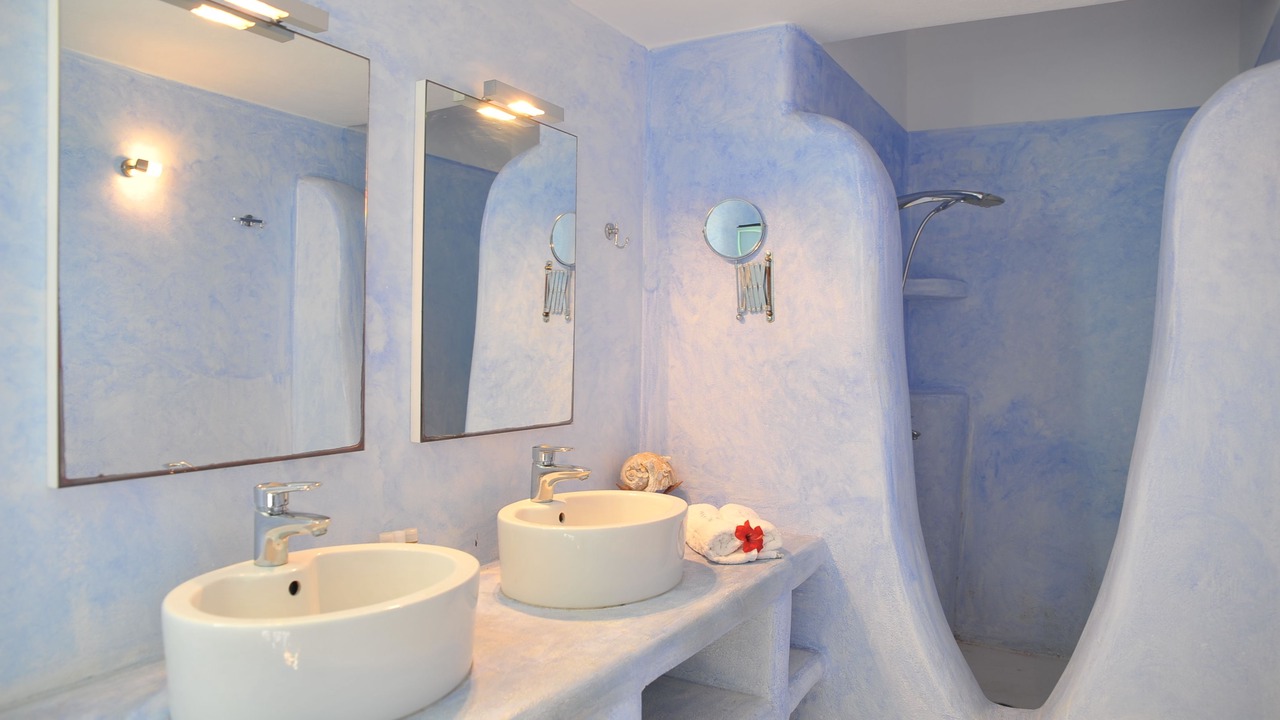 Photo of Bathroom in Maragas