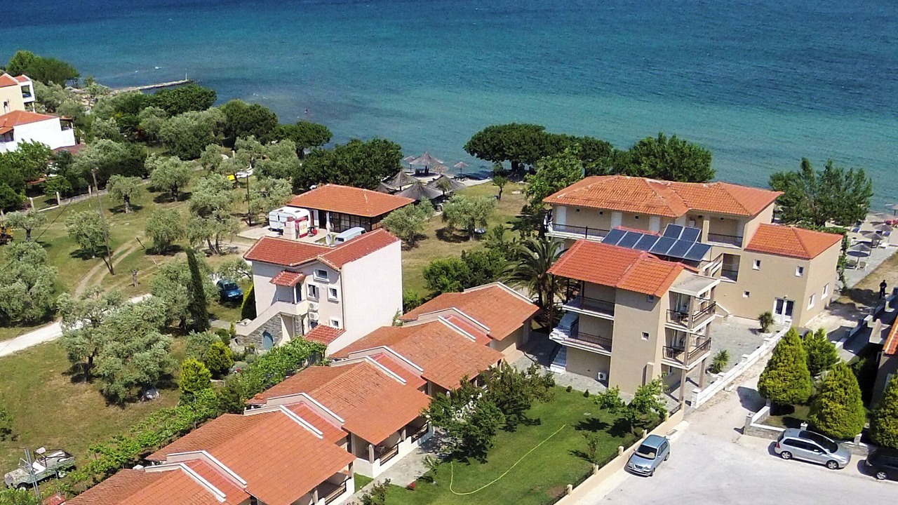 Photo of Others in Skala Rachoniou